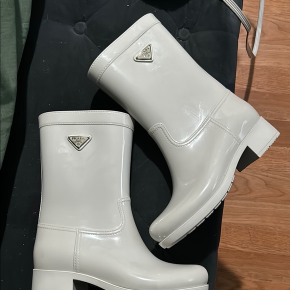 Prada Women's White Boots - Picture 1 of 2
